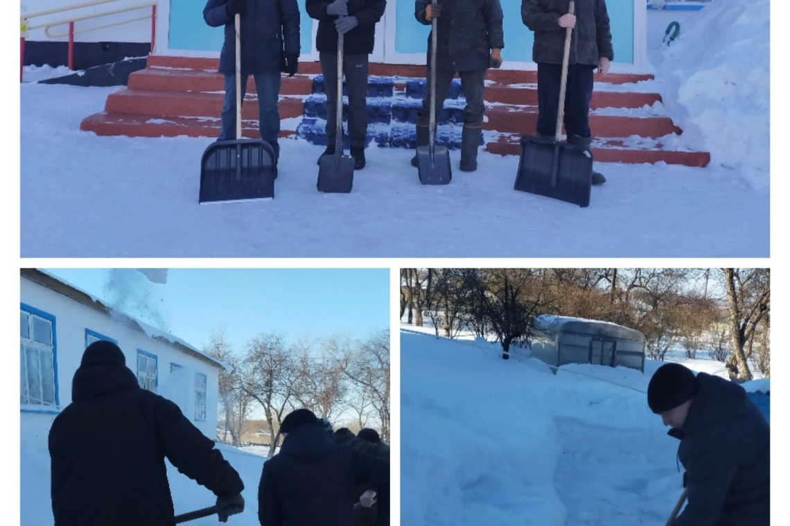 07.02.2025ж. «Воскресеновка ОМ» КММ-де "Таза Қазақстан" акциясын және "Біртұтас тәрбие" бағдарламасын іске асыру аясында "100 әке 1000 бала" қар тазалау челленджі өтті.